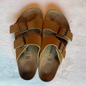 NWT Birkenstock Arizona Sz 41